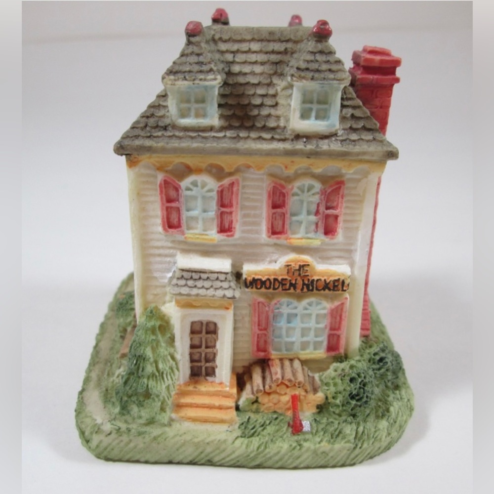 Liberty falls - The wooden nickel inn - The Americana collection AH42 1994